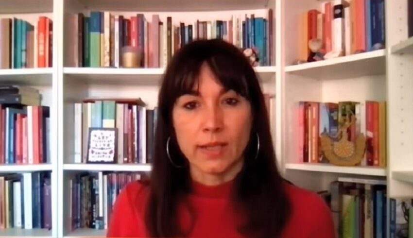 Accademica spagnola Arantxa Tirado: “In Venezuela non c’è una dittatura, è una narrazione mediatica”