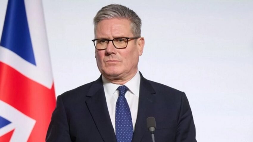 Starmer a Trump: “Abbiamo imparato la lezione dell’Iraq”. La Gran Bretagna rifiuta il coinvolgimento diretto nella guerra contro l’Iran