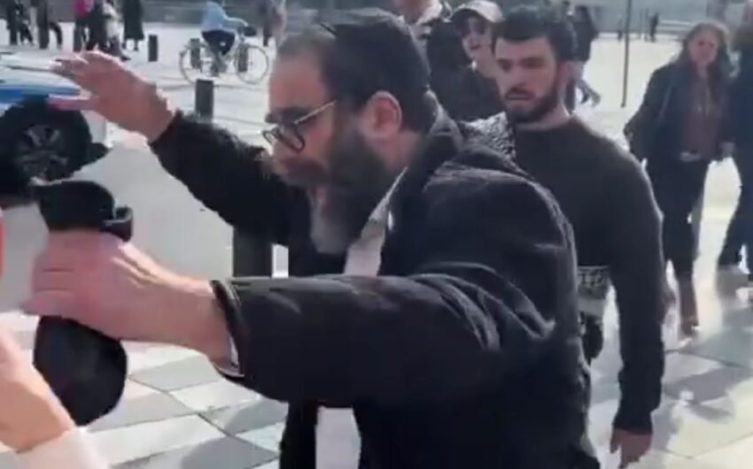 Davanti ai manifestanti filo-palestinesi a Nizza, un passante ebreo ha simulato un attacco antisemita.